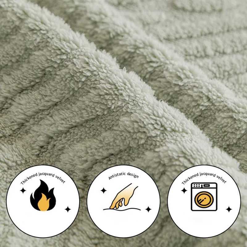 Striped Jacquard Sofa Cover for Living Room Soft Velvet Warm Furniture Protector for Winter Removable EasyCare Home Accessories C251028