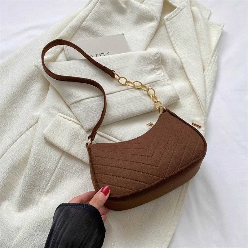 Mini Shoulder Bags for Women Fashion Felt Womens Bag Design Advanced Underarm Handbags Beautiful Purses Crescent SaddleBag 2024T251028