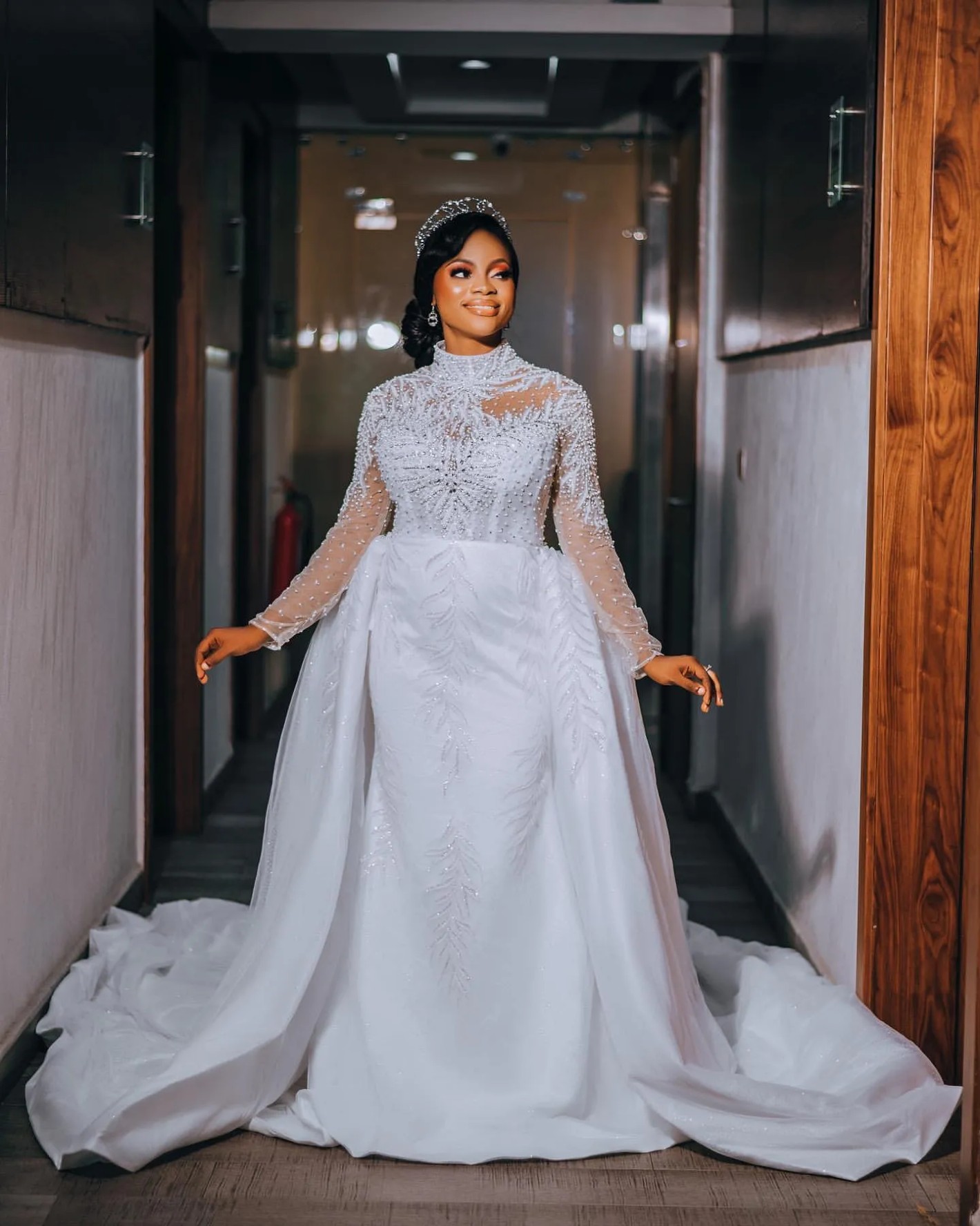 Arabic Aso Ebi Plus Size Mermaid Wedding Dress in Ivory with Lace Full Sleeves Pearls Crystals and Detachable Train