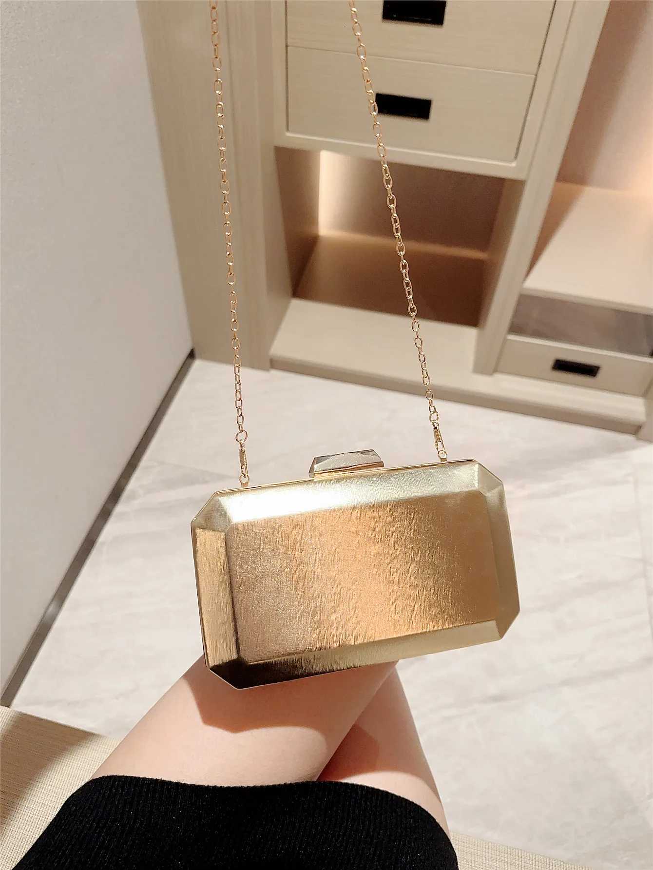European and American Fashionable Dinner Bag Metal Clutch Bag Square Box Bag Crossbody Chain Bag Evening Bag Dress Bag H251027