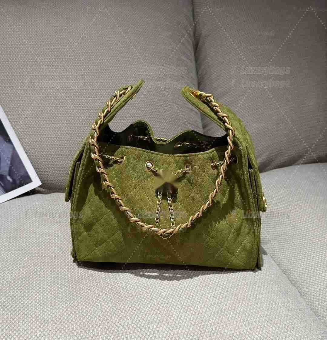 Shoulder Bags Designer New Suede Drawstring Bag Winter Large Capacity Shoulder Tote Bucket Bag Luxury Underarm Bag Soft Suede Tote Bag Drawstring Closure Designer B