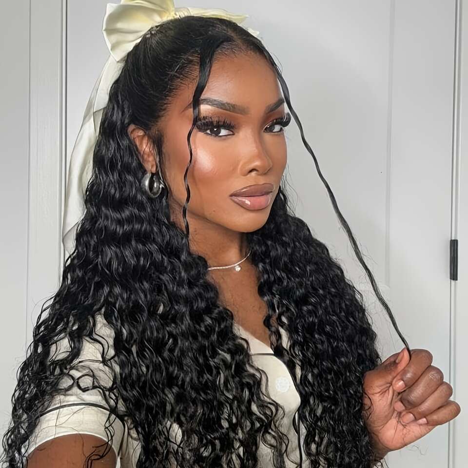 Deep Wave Bundles Virgin Human Can Be Dyed And Bleached Unprocessed Brazilian Hair For Women Natural Black Color 300 G, 10-36 Inch