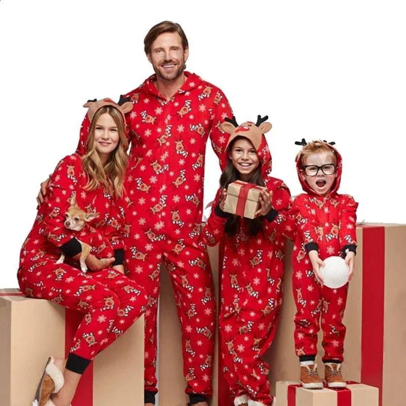 Christmas Family Matching Onesie Elk Print Cute Soft Jumpsuit Mom Dad Kids Clothing Sets Hooded Zipper Overall Xmas Look Pyjamas 251027