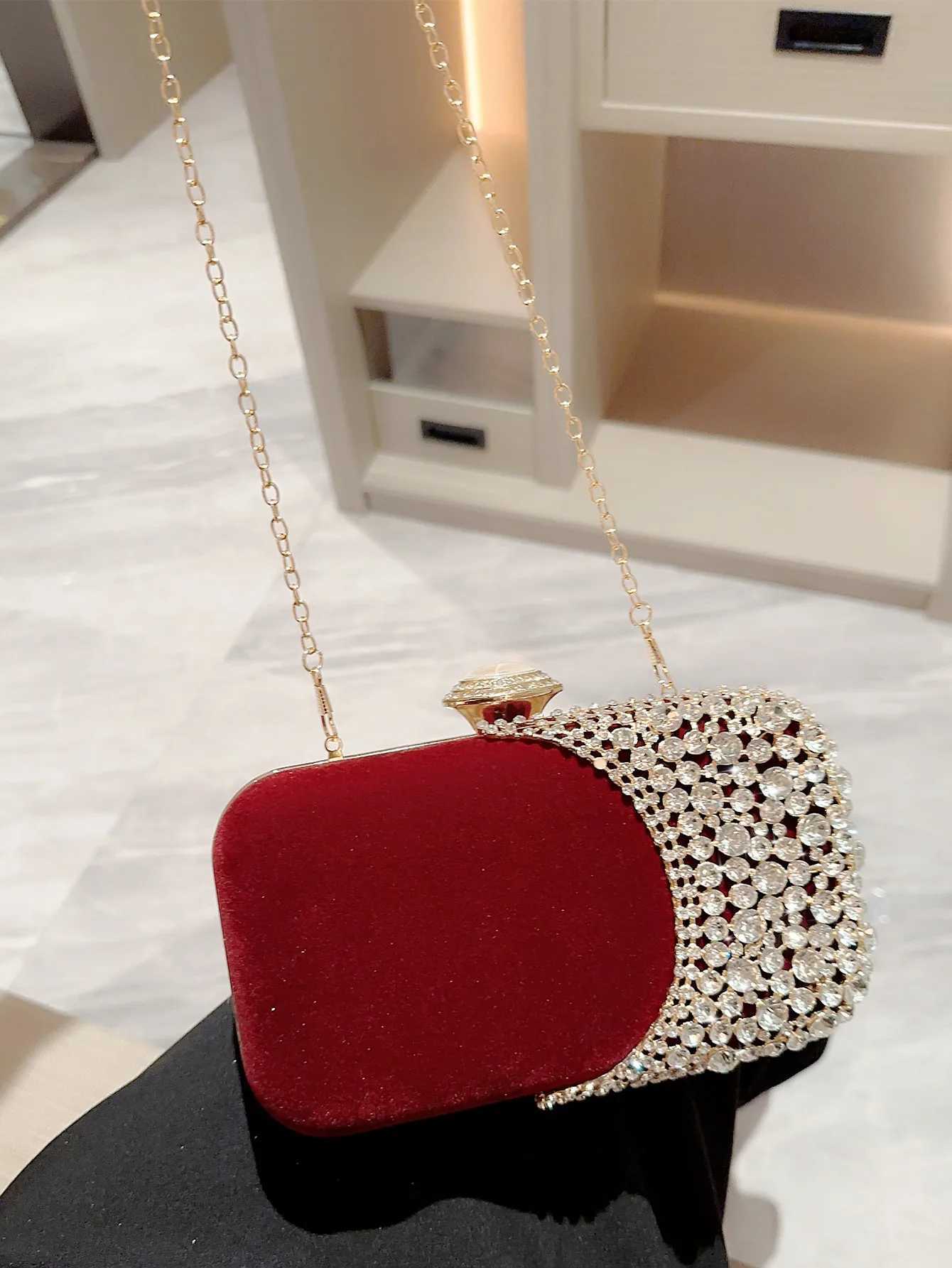Ladies Autumn Winter Velvet Evening Bag Sparkling Rhinestone Decorative Box Clutch Evening Bag Party Bag Prom Bag Annual Meeting Bag Dress Bag Wedding