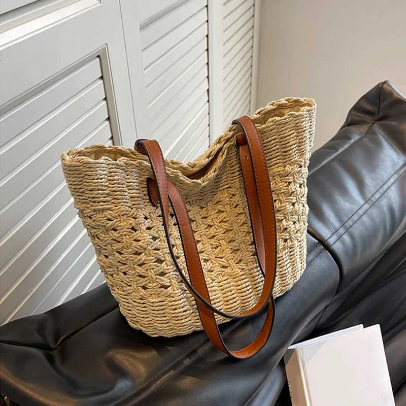 Designer Casual Rattan Wicker Tote Bag Large Capacity Woven Womens Summer Beach Straw Handbag Lady Travel Big BasketW251028