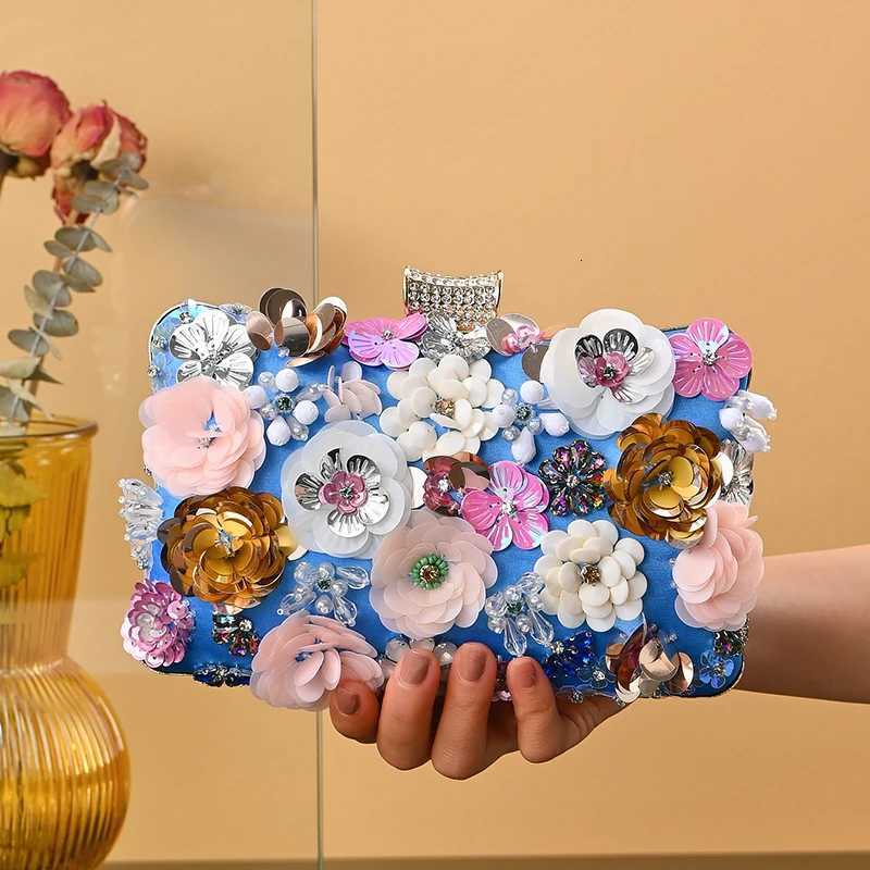 Flower Shape Ladies Evening Bag Diamond Handbags Women Banquet Dinner Clutch Bag Chain Small Square Bag H2510271