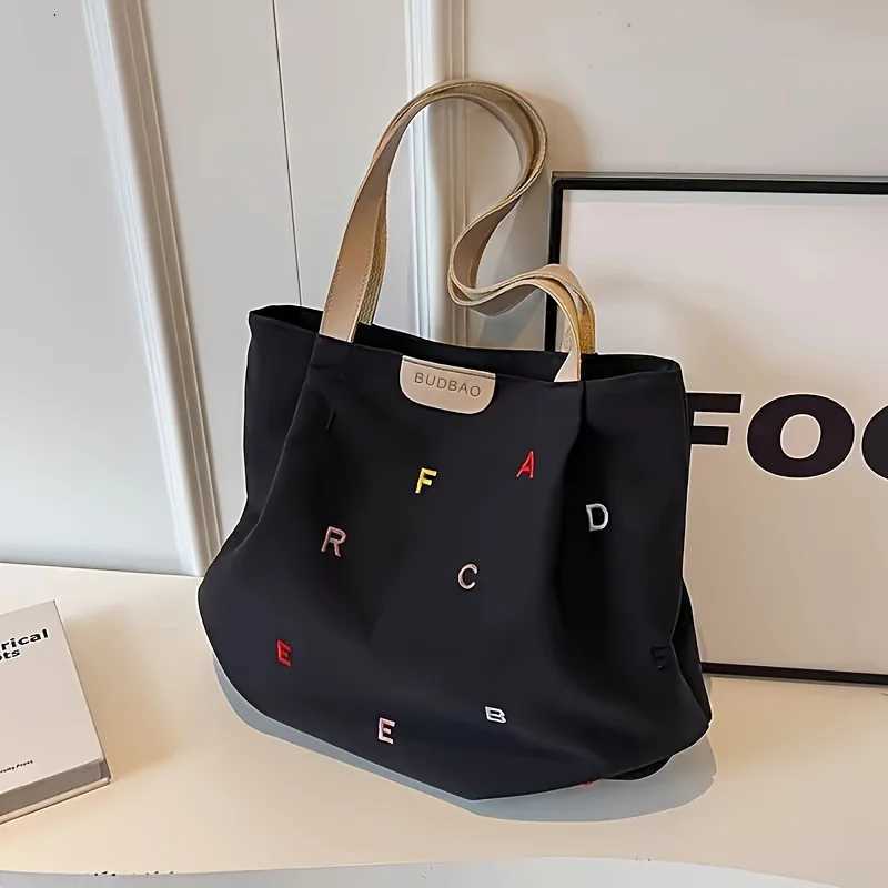 Womens largecapacity canvas handbag fashionable embroidery letter design green shoulder handbagW251028