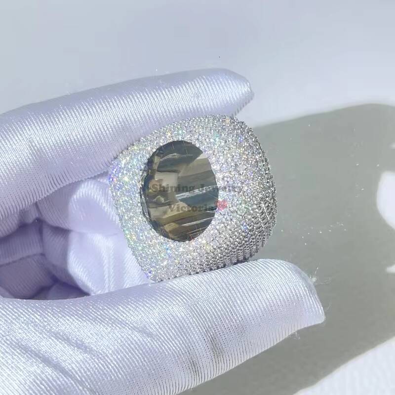 Stylish Gra Certificated Luxury Men Iced Out Hip Hop Vvs Diamond Moissanite Rings Emerald Cut