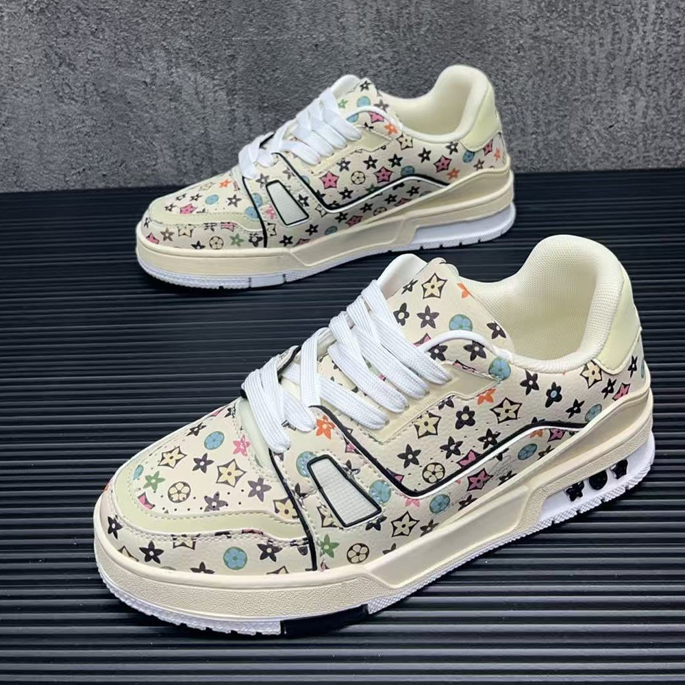 Designer Shoes New men women Light Unisex Classic Casual Couple Fashion Sneakers