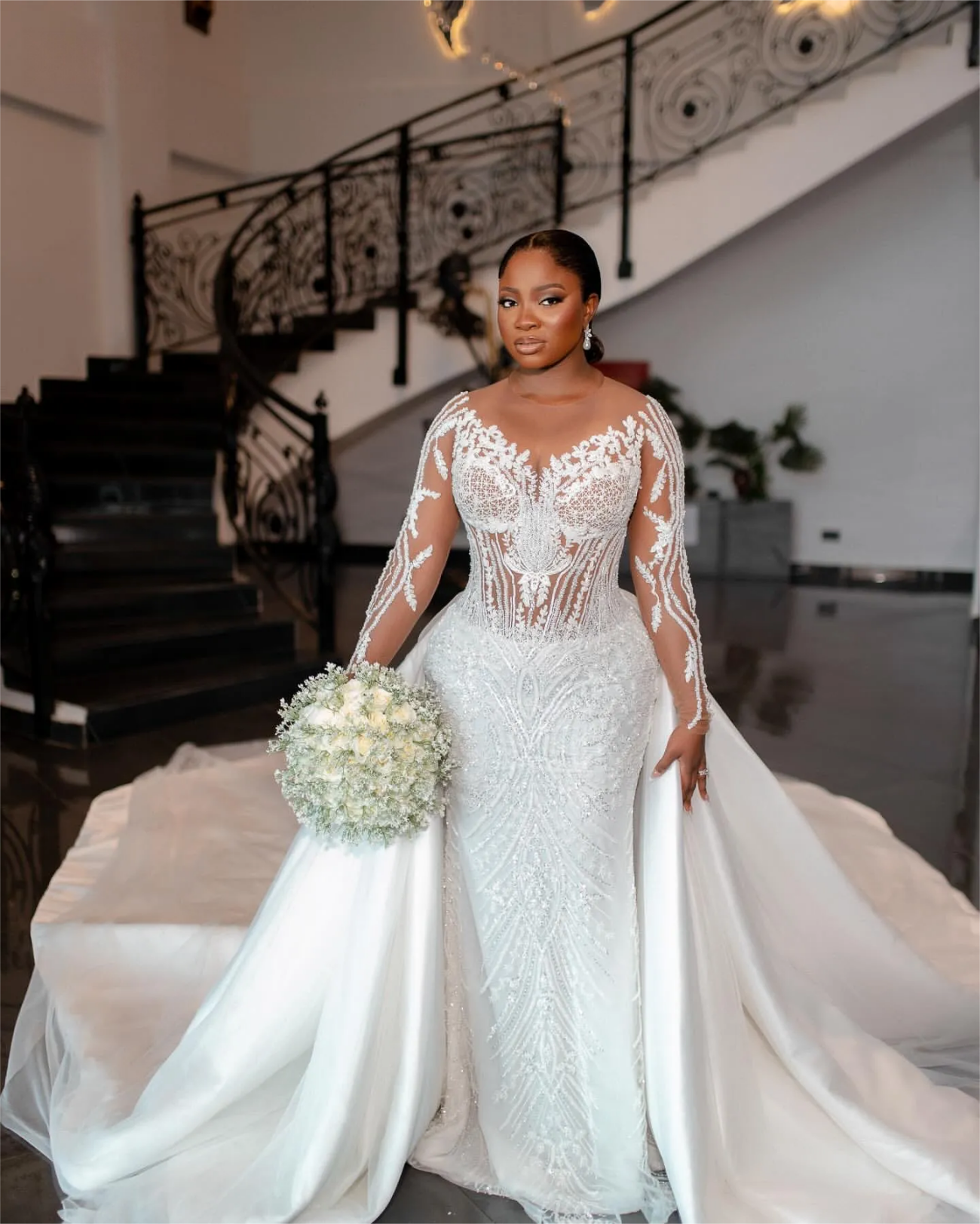 Aso Ebi Arabic Plus Size Mermaid Bridal Gown in White with Lace Beaded Vintage Detail and Detachable Train