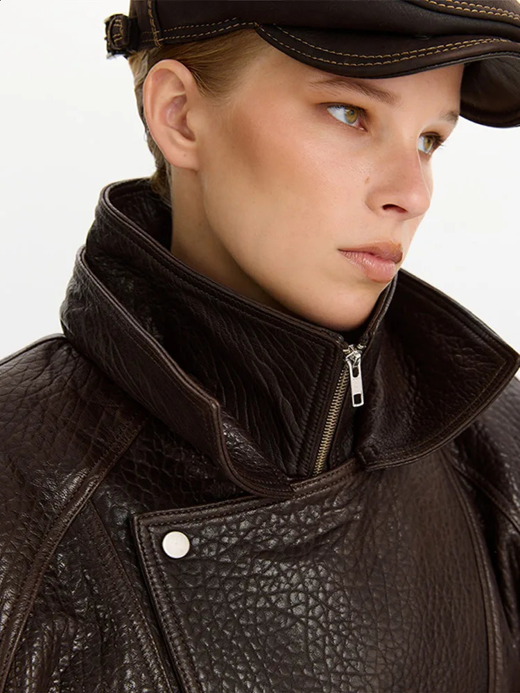 Autumn Fashion Standing Collar Womens Leather Jackets Windproof Loose Fold Coats Locomotive Style High Street Outdoors Clothes 251027