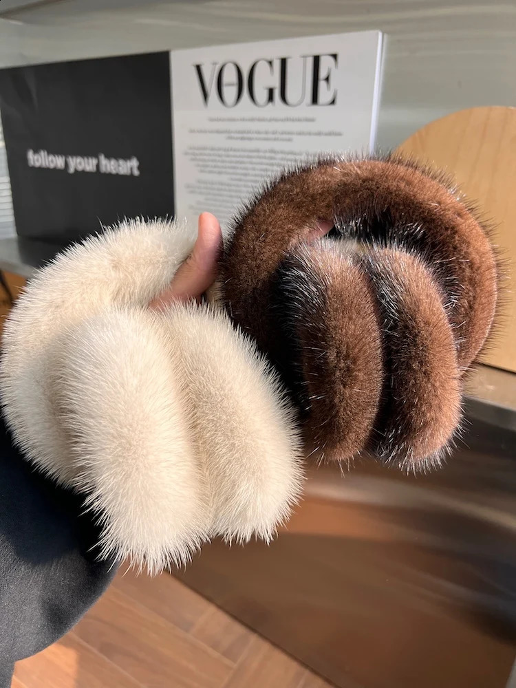 Winter Outdoor Mink Fur Earmuffs Women Keep Warm 100 Real Natural Mink Fur Earmuff Girl Winter Ear Protection 251027