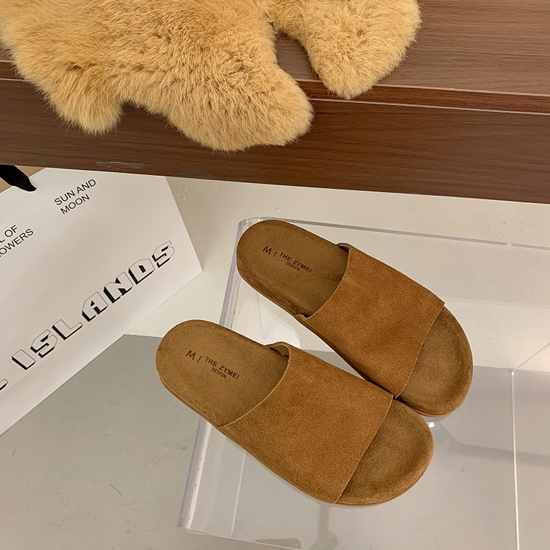 Free shipping Women's French Retro Flat Slippers 2025 Autumn New Style Outdoor Wear Slide Sandals Suede Slip-On Slippers