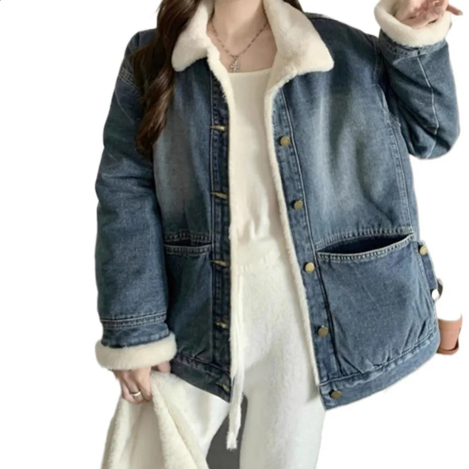 Retro n Fleece Lined Thickened Lamb Fur Denim Jacket Loose Salt Series Winter Style Womens Top Polyester Fabric 251015