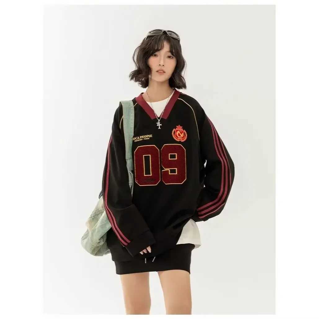 Loose Long Sleeve VNeck Hoodie Unisex Spring Autumn New Style American Hip Hop Embroidery Sweatshirt Couple Matching Top J251028