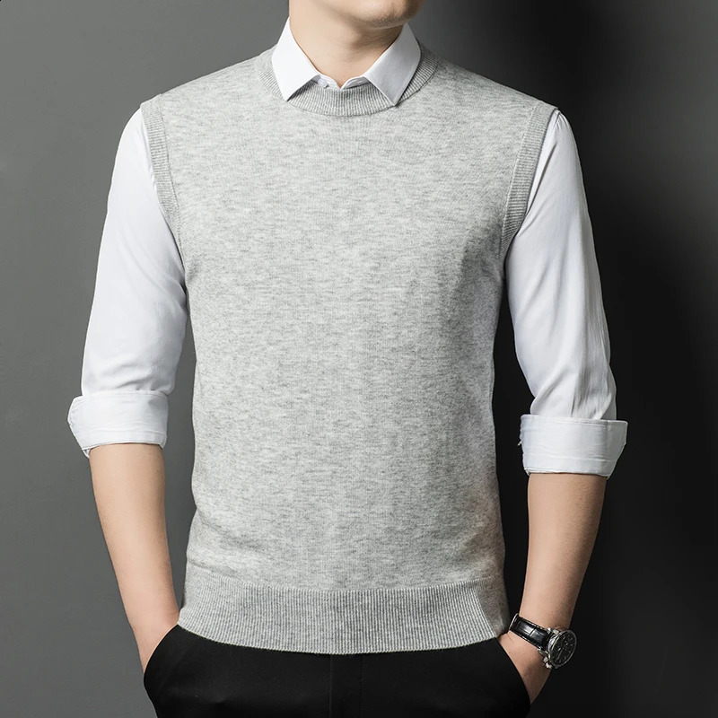 Vest Warm Fashion Handsome Sweaters Vests Autumn Oneck Sleeveless Business Casual Sweater Mens Clothing Pullovers Ropa Hombre 251016