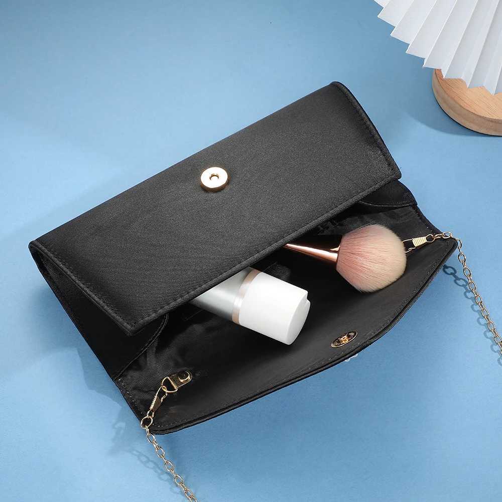 HighEnd EuropeanStyle Clutch Bag Rhinestone Chain Pearl Decorated Cool Handbag for Party Wedding Evening Wear H251027