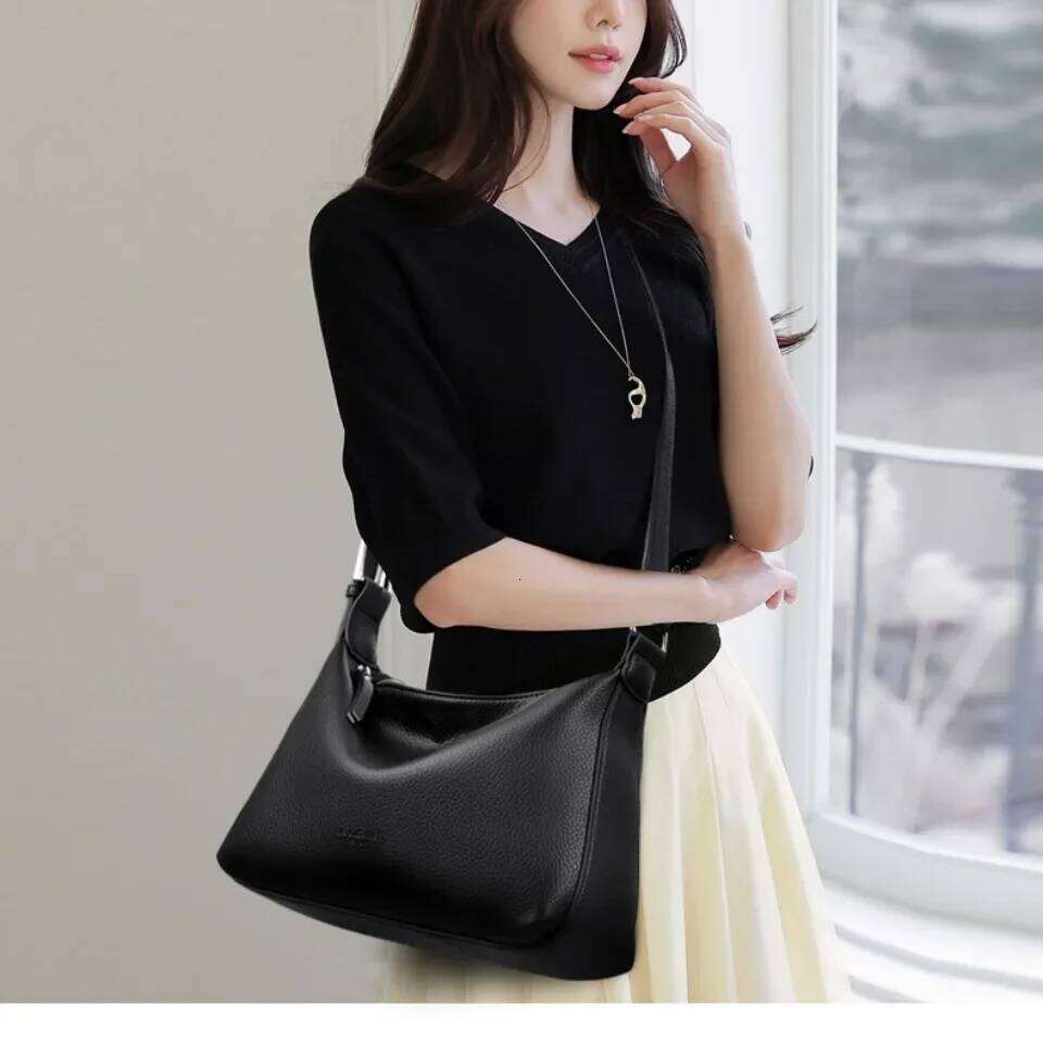 Designer Bags Casual Style High-Capacity Handbags Leisure Simplicity Shoulder High Quality PU Leather Solid Color Crossbody Bag For Women Hot Selling