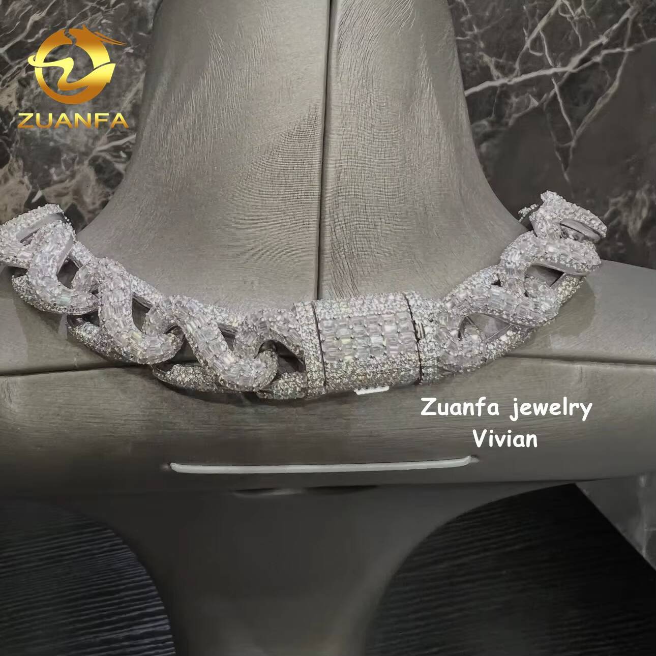 D Color VVS Moissanite Diamond 925 Sterling Silver 18MM Width Iced Cuban Link Chain Hip Hop Jewelry for Men Cuban Necklace