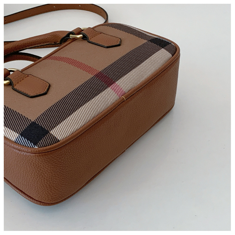 Exquisite Elegant Women New Commuter Checkered Boston Pillow Bag Versatile Casual Shoulder Crossbody