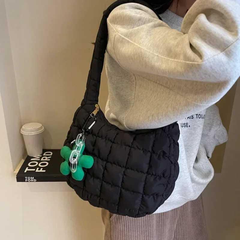 Womens Bag Korean Version Sweet Girly Style Shoulder Bag Fashion Casual Bubble Dumpling Bag Fold Cloud Bags Fashion ExquisiteW251028