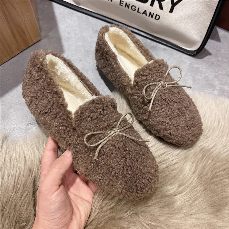 Fashion Womens Winter Warm Outdoor Shoes Ladies Casual Plush Flats SlipOn Loafers Moccasins Femme Winter Cotton Shoes 251023