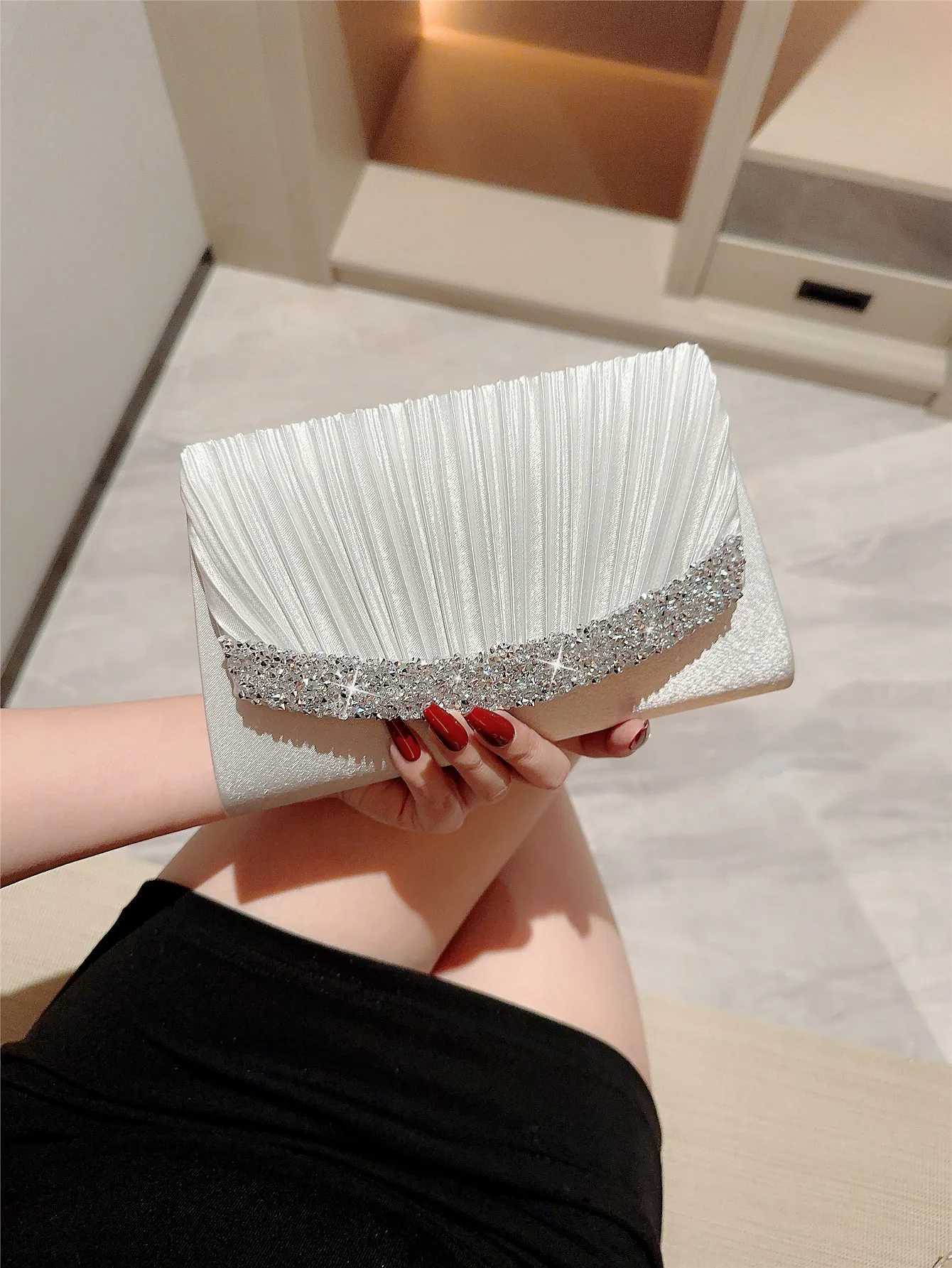 A Shiny Rhinestone Velvet Evening Dress Bag Hand Evening Bag Romantic white Wedding Bag Banquet Bag Bridal Bag Chain Bag Formal Party Bag Prom Bag Env