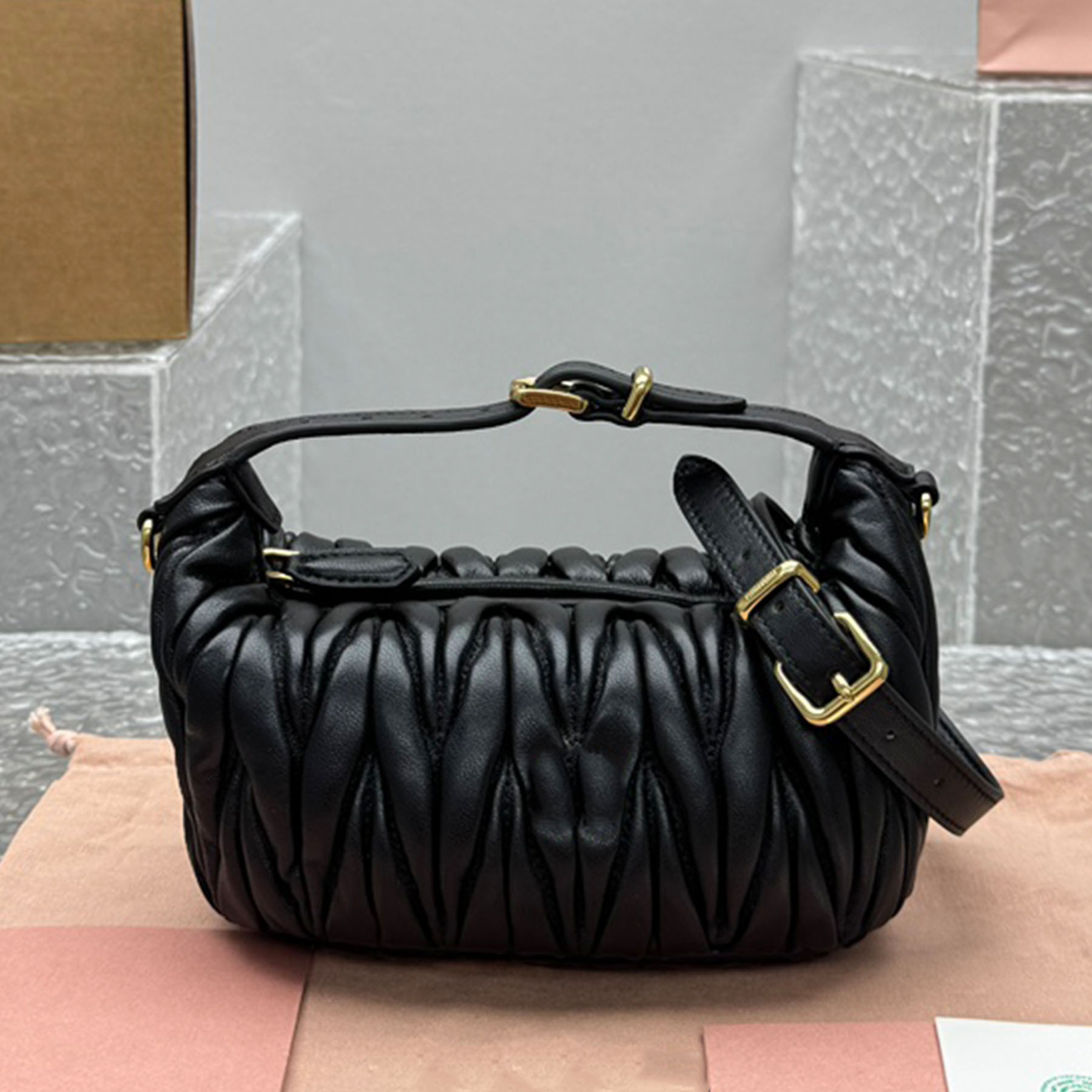 New 10A Matelasse Nappa Pouch Luxury Designer Soft Genuine Leather Shoulder Cotton Satin Lining Zipper Closure Tote Adjustable Handle Clutch Bag