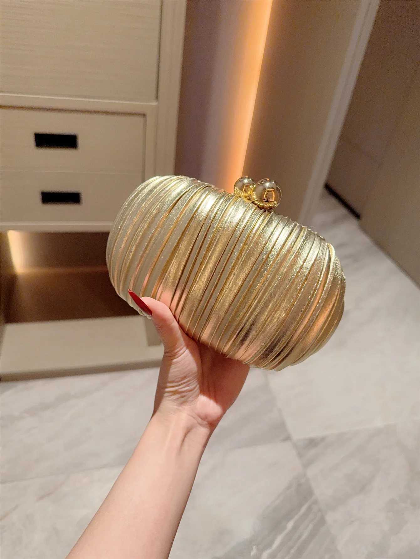 Gorgeous Oval Box Bag Clutch Bag Womens Banquet Evening Dress Clutch Bag with Cheongsam Wedding Chain Bag H251027