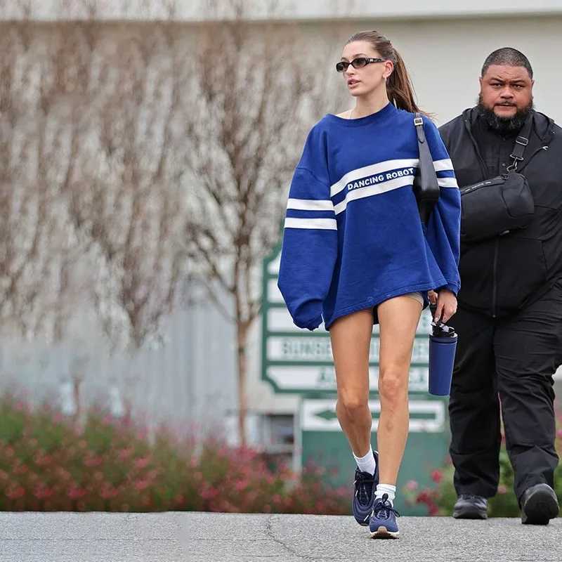 2024 AutumnWinter Womens New Long Sleeve Round Neck Printed Loose Personalized Trendy Street Photography Versatile Hoodie J251028