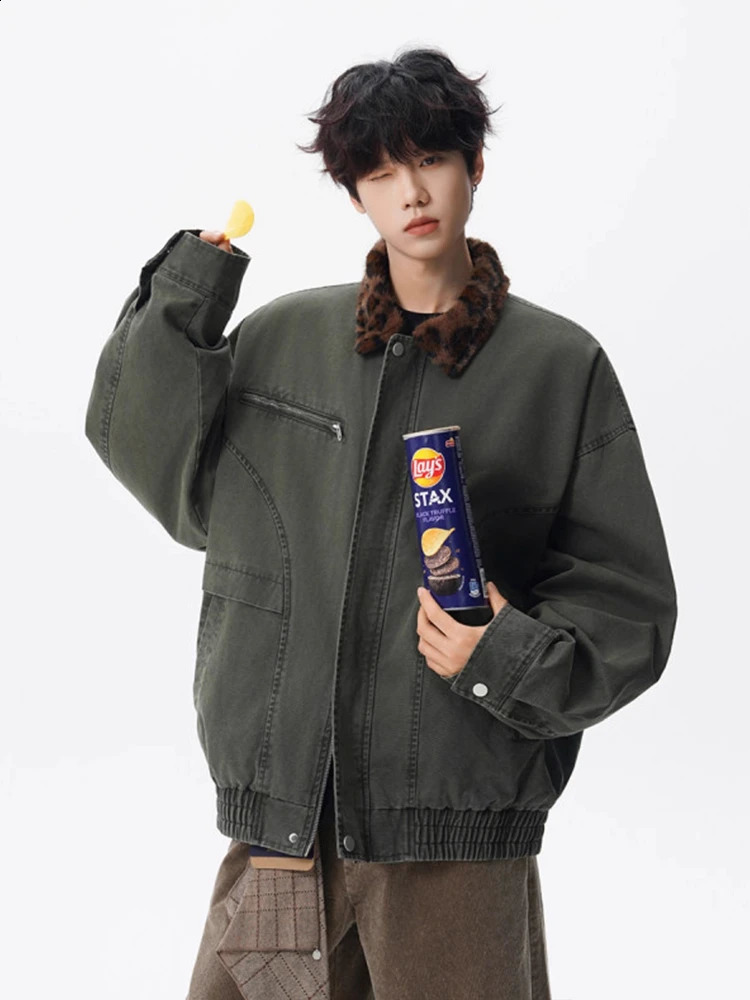 Leopard Collar Cargo Jacket Men American Vintage Washed Distressed Denim Coat Oversized Utility Street Edgy Fall Outwear 251017