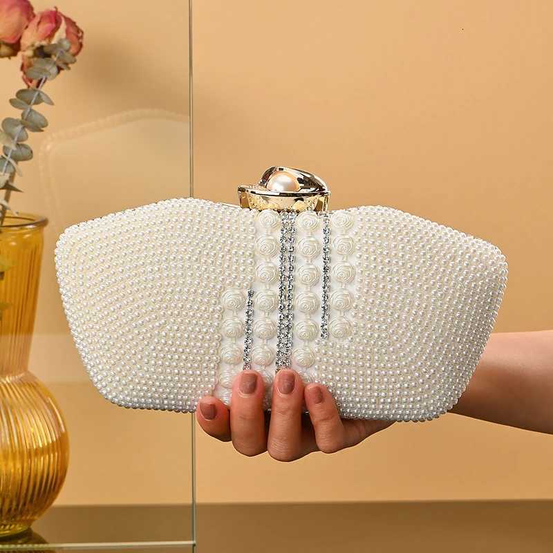 rhinestone evening bags Chain Clutch Bag Set with Diamond Pearl One Shoulder for Evening Wedding Party Dresses Made Crystal H251027