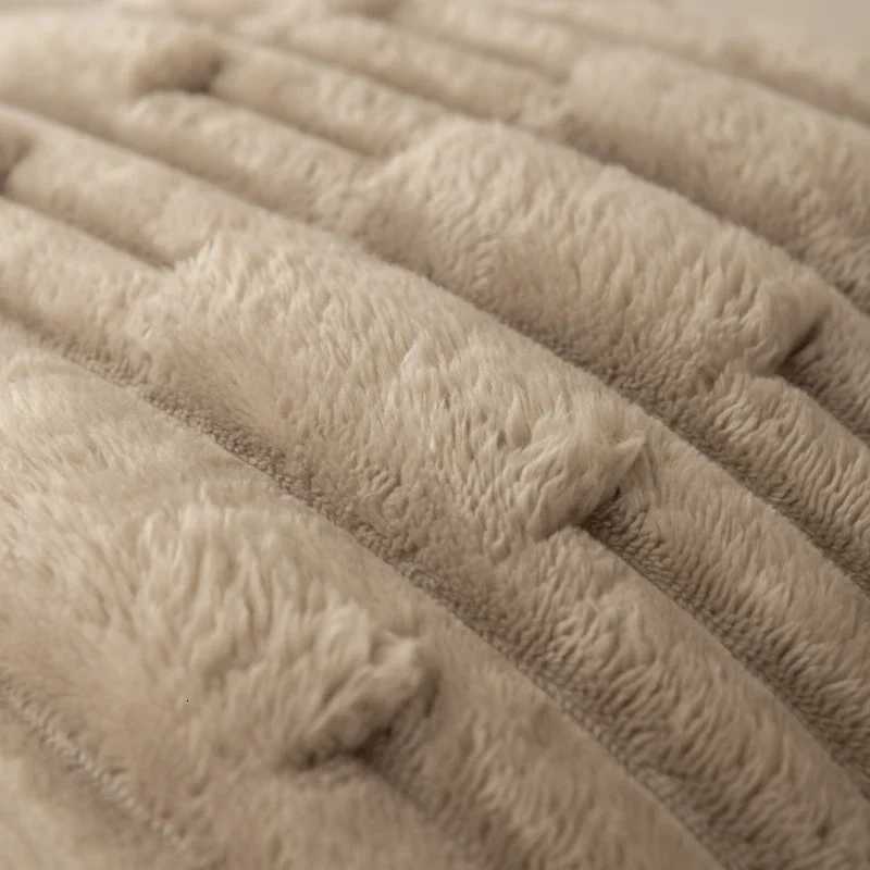 Pillow Case Faux Rabbit Fur Square Cushion Cover Big Thick Striped Super Soft Solid Color Cover 45x45cm Sofa Decor Cushion Cover C251028