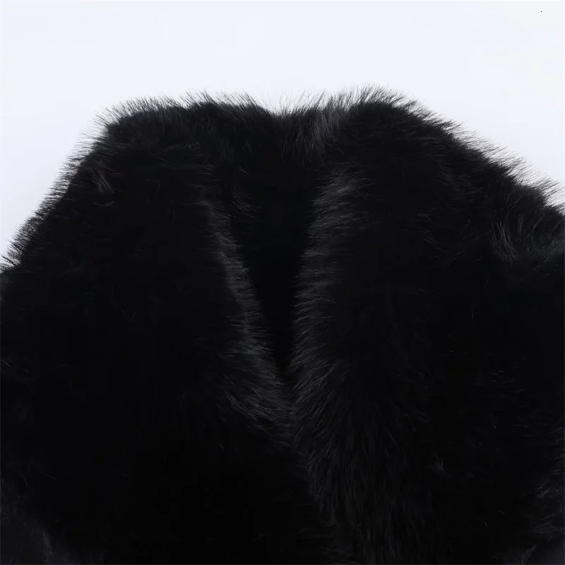 Womens Jacket Autumn Style Black LongSleeve Faux Fur Reversible Long Coat Elegant and Fashionable 251028