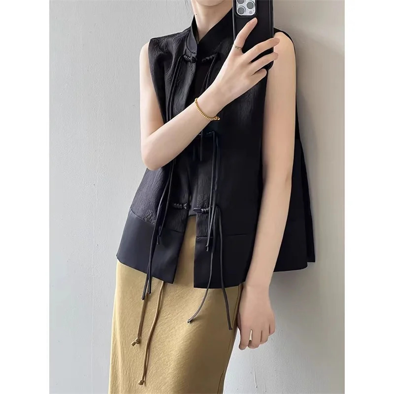 Chinese Plate Button Vest Jacket 2025 Spring Jacquard Stand Collar Sleeveless Waistcoat Retro Women Cheongsam Tops 251029