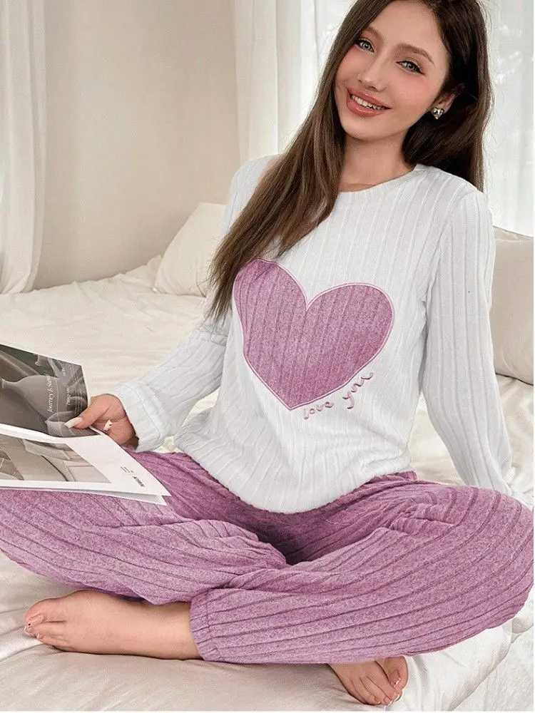 Women Sleepwear Autumn Winter Pajamas Set Casual Heart Printed Long Sleeve Tops and Trouses Sets Homewear LoungewearT251029