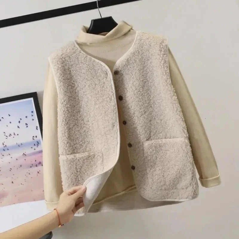 Lambs Fleece Vests Jacket Spring Autumn Women Button Waistcoat Winter Warm Fleece Sleeveless Outwear Female 251029
