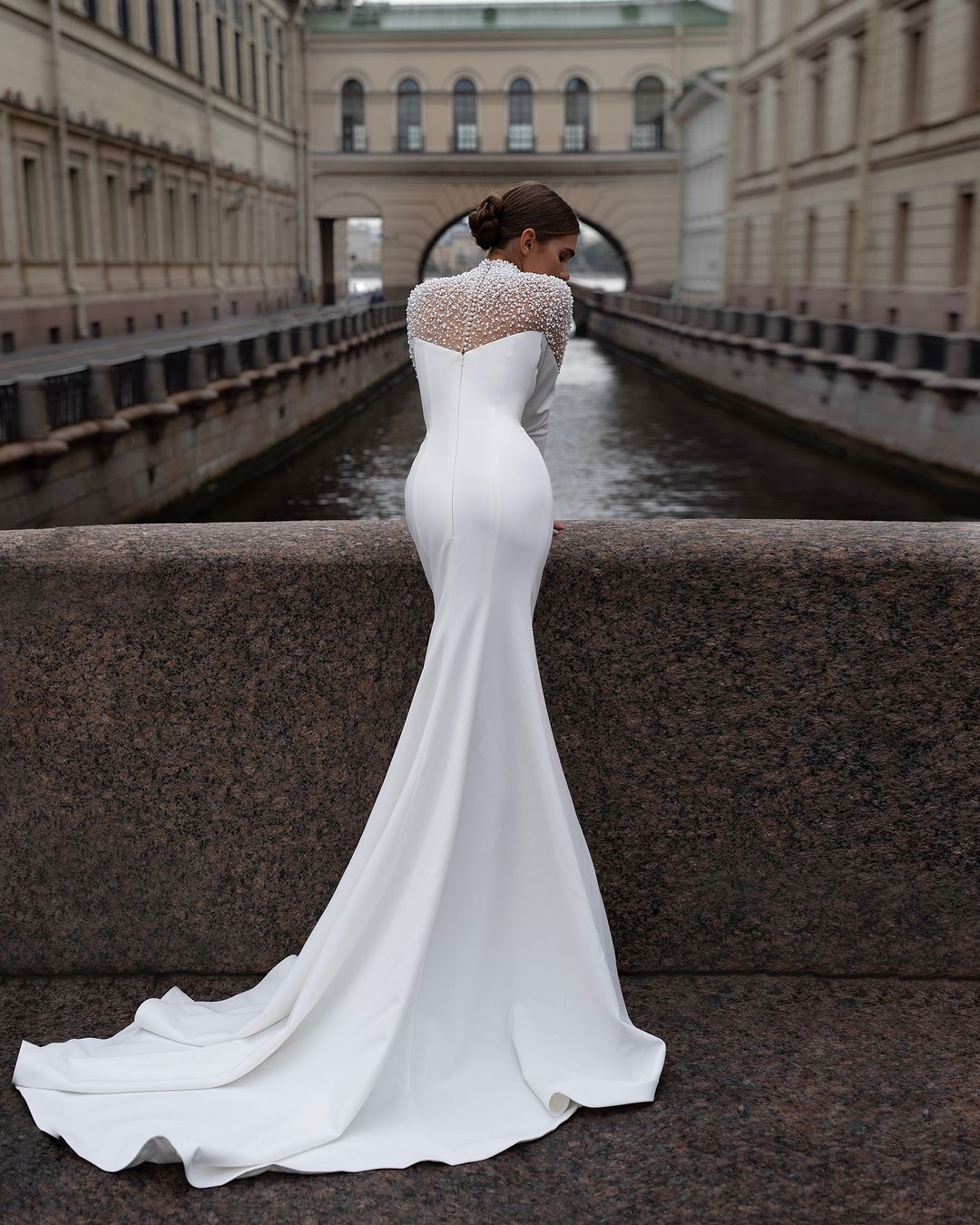 Luxury Pearl Beaded Mermaid Wedding Dresses Plus Size Long Sleeves Illusion High Neck Bridal Gowns Formal Bride Dresses Engagement Gowns