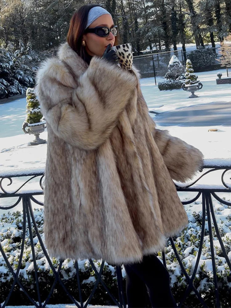 Winter Lady Luxurious Lapel Faux Fur Coats Fashion High Street Long Sleeve Oversize Cardigan Jacket Thick Warm Female Outerwear 251013