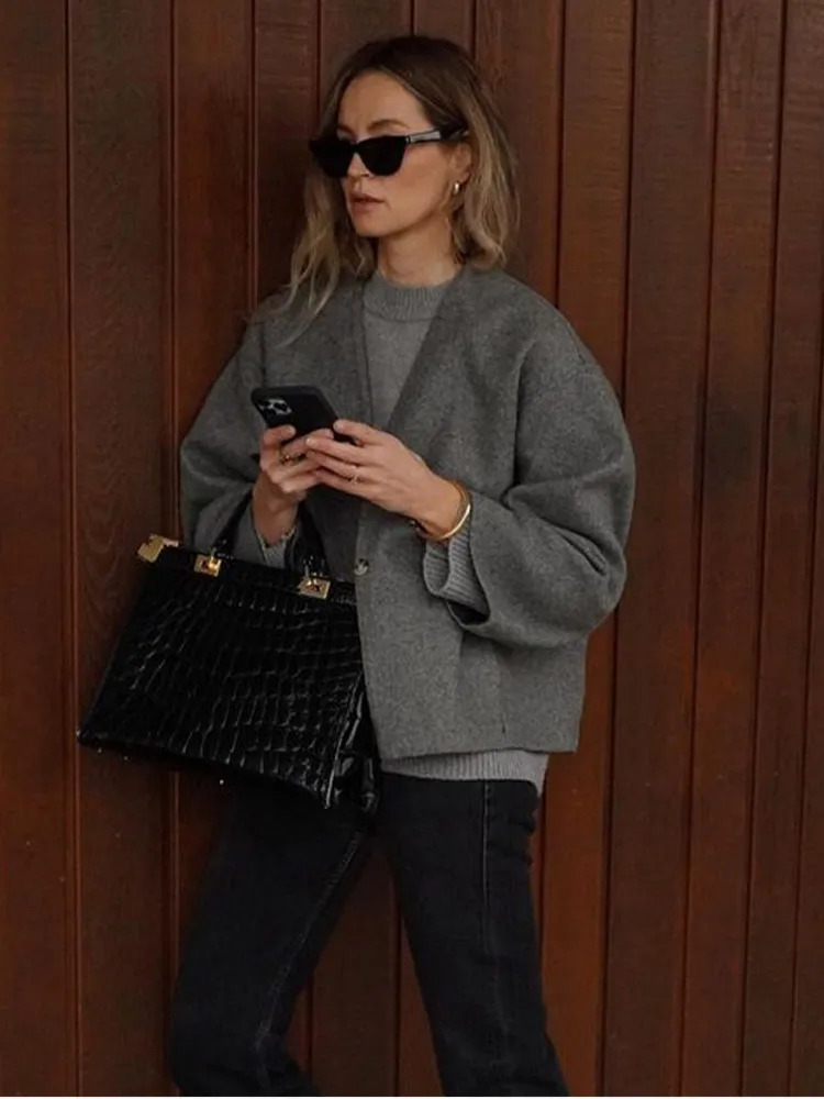 Casual Single Button Woolen Coat Women Long Sleeve Loose Short Autumn Winter Female Elegant Grey Chic Vneck Coats 251028