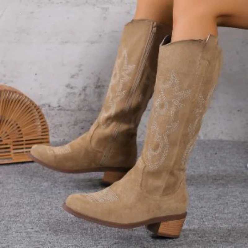 Winter New Coarse Heel Look Thin Tall Long Boots Not Over Knee Embroidered Retro Western Cowboy Boots 2025 New Z251029