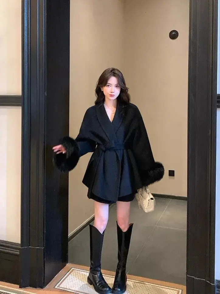 Elegant Lace Up Woolen Overcoat Women Casual Lapel Vneck Full Sleeve Loose Warm Outerwears Lady Autumn Commute Street Coat 251028