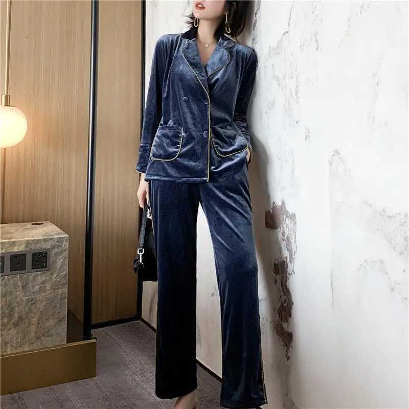 Long Sleeve Pyjamas Suit New Winter 2PCS Pajamas Lady Velour Sleepwear Warm Velvet Nightwear Night Outfit Home Clothes NightgownT251029