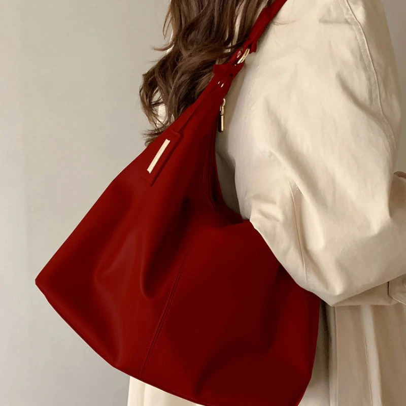 Red bridal bag retro style leather tote bag large capacity single shoulder womens handbag a fashionable choice for travel 251029