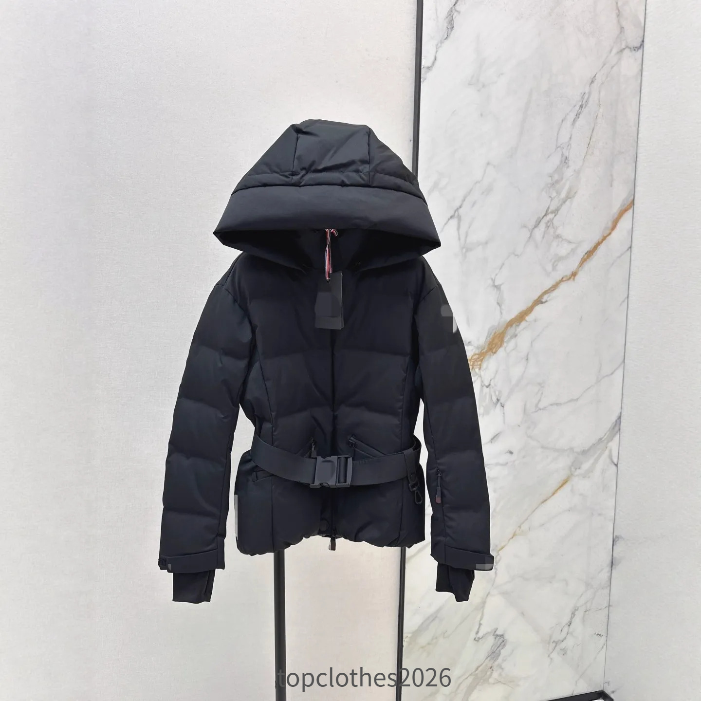 25Ss Designer Women… - image