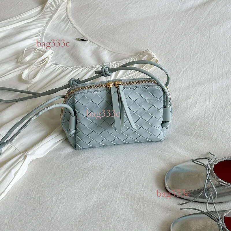 Lanjia- Brand Designer Korean Style Fresh Niche Spring Summer New Soft Woven Women's Single Shoulder Crossbody Shell Bag 4A0f2