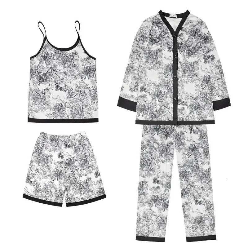 A sexy and fashionable fourpiece set of long printed ice silk pajamas in traditional Chinese ink wash painting home wearT251029