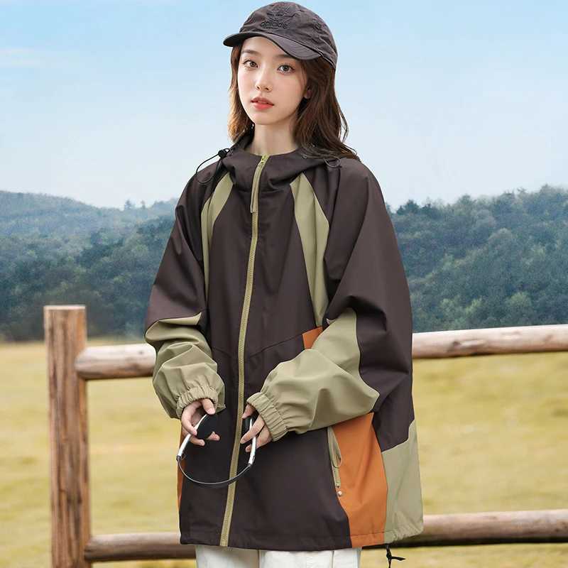 CHRLCK Unisex Waterproof Hiking Jacket Windproof Camping Windbreaker Hooded Men Fashion Splicing Fishing Trekking Coats Women J251029