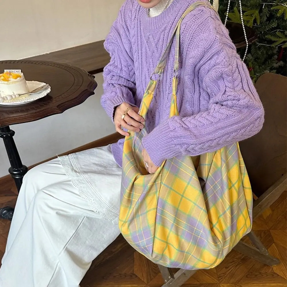 Retro Plaid Tote Bag Plaid Shoulder Bags Canvas Underarm Bag Large Capacity NonAdjustable Strap Singleshoulder Bag Commuting 251029