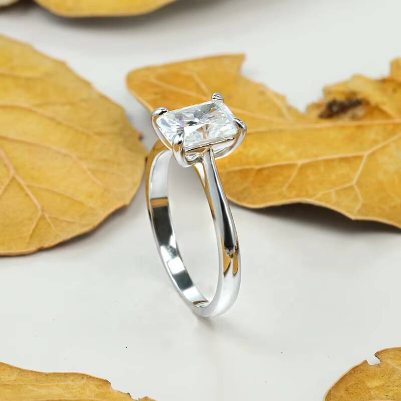 Stock Available 925 Sterling Silver with White Gold Plated GRA Certificated White D VVS 2ct Radiant Cut Moissanite Ring